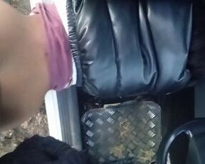 HOT ONION BOOTY BRUNETTE FUCKED FROM THE BACK FOR A FREE RIDE